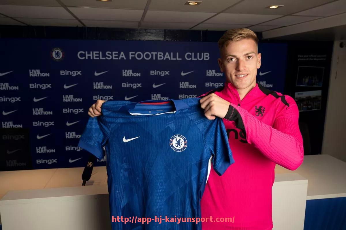 开云体育官网app下载-英超球员信息大全及详细数据资料整合